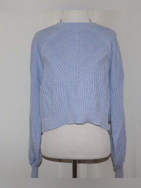 Express Pastel Periwinkle Blue Chevron Cable Knit Cropped Sweater